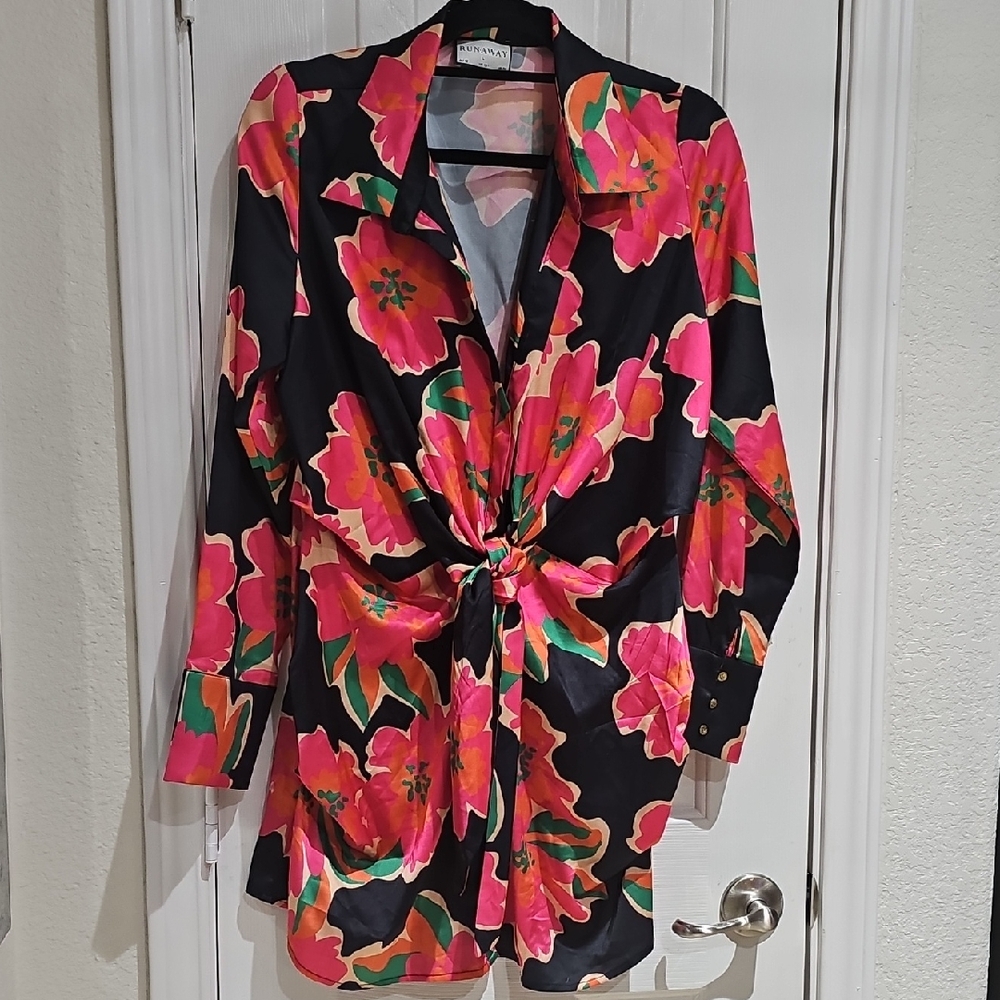 Floral Black and Pink Women's Top